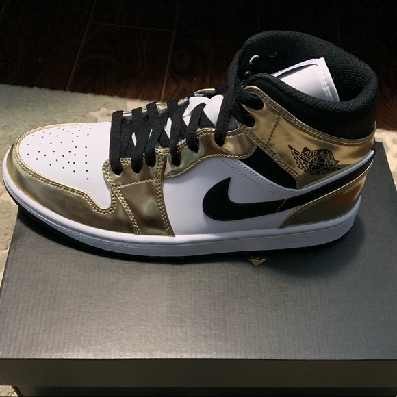 SOLD - Picture 2 of 4